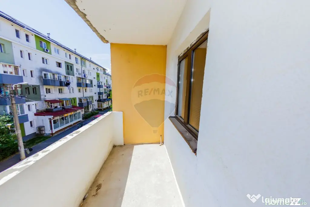 Apartament de vanzare 4 camere decomandat etaj 2 - Baia Mare (Maramures)