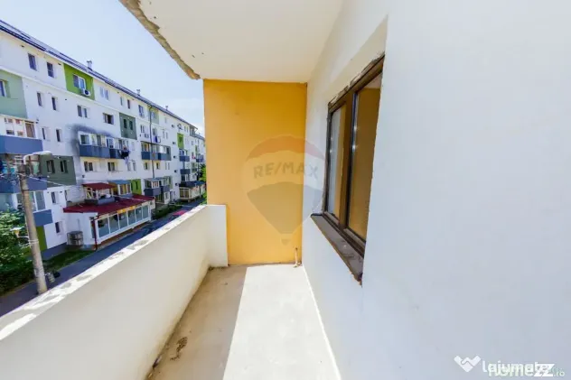 Apartament de vanzare 4 camere decomandat etaj 2 - Baia Mare (Maramures)