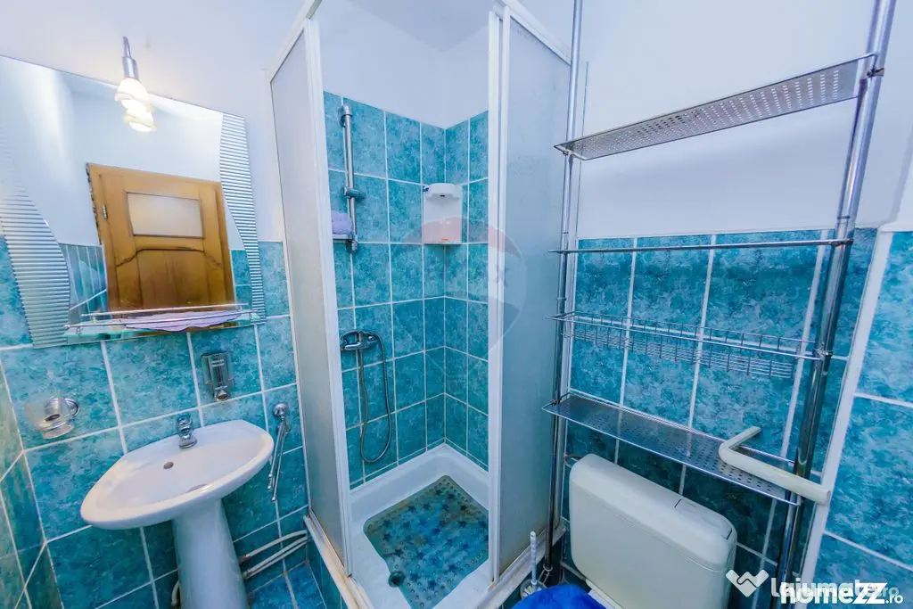 Apartament de vanzare 4 camere decomandat etaj 2 - Baia Mare (Maramures)