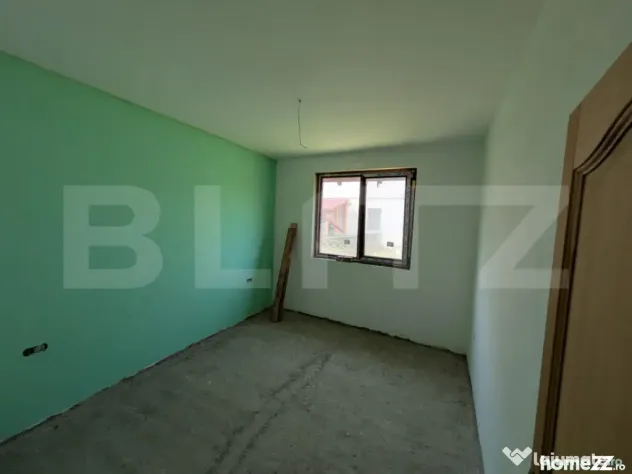 Casa semi-finisata de vanzare, 299 mp, zona Moreni - Moreni (Dambovita)