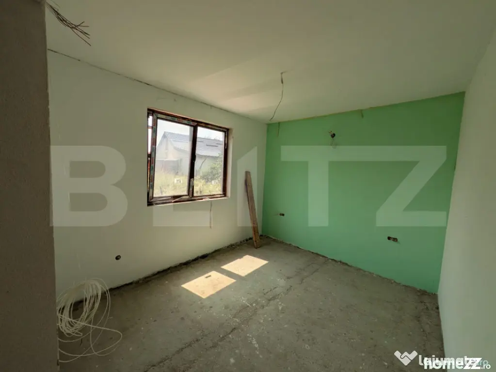 Casa semi-finisata de vanzare, 299 mp, zona Moreni - Moreni (Dambovita)