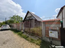 Casa semi-finisata de vanzare, 299 mp, zona Moreni