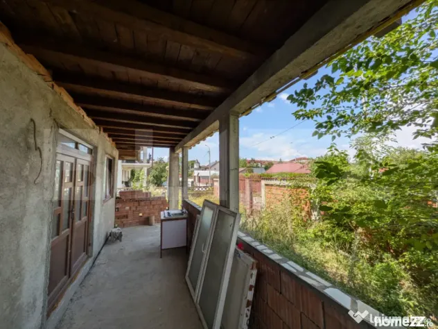 Casa semi-finisata de vanzare, 299 mp, zona Moreni - Moreni (Dambovita)