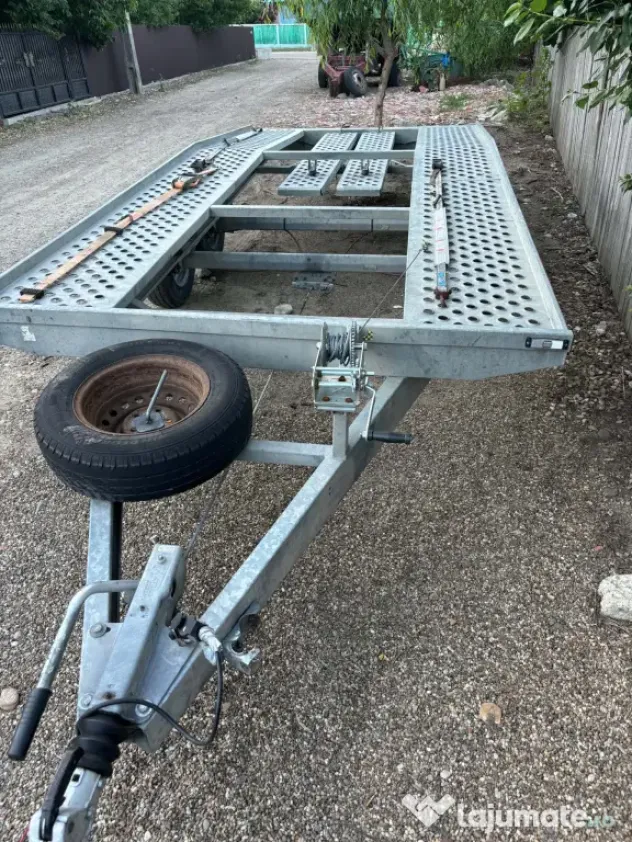Platformă auto 2 axe BNG 2700 kg – Basculabilă – Stare foarte bună