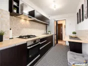 Apartament de 3 camere mobilat si utilat modern, structura d 
