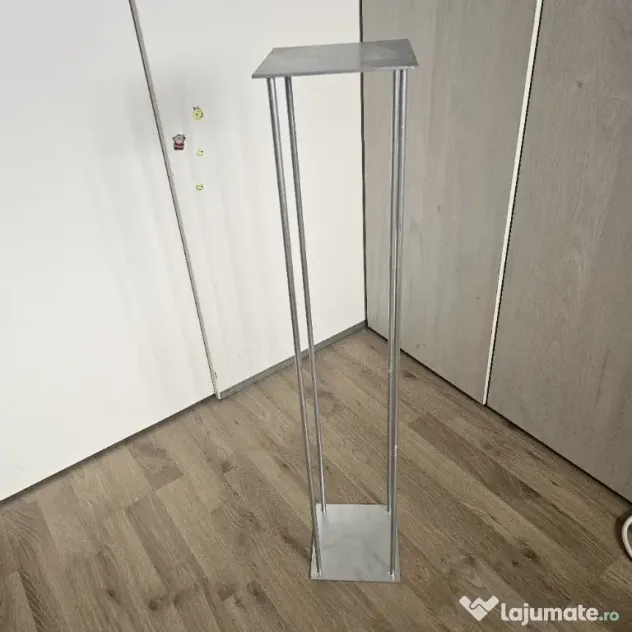 Suport metalic paralelipipedic pentru aranjamente florale