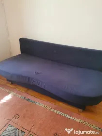 De vânzare mobilă de dormitor și canapea extensibila stare bună