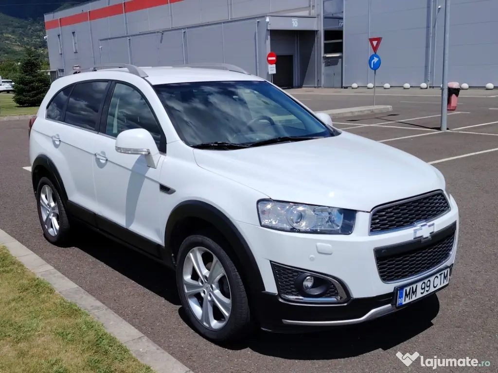 Vând Chevrolet Captiva 2014, 4x4, cutie manuală, 7 locuri