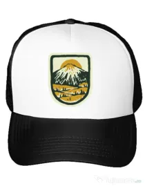 Sapca personalizata Hand drawn mountains Alb