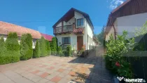 Vila cu teren intravilan, 4.400 mp, Valcele