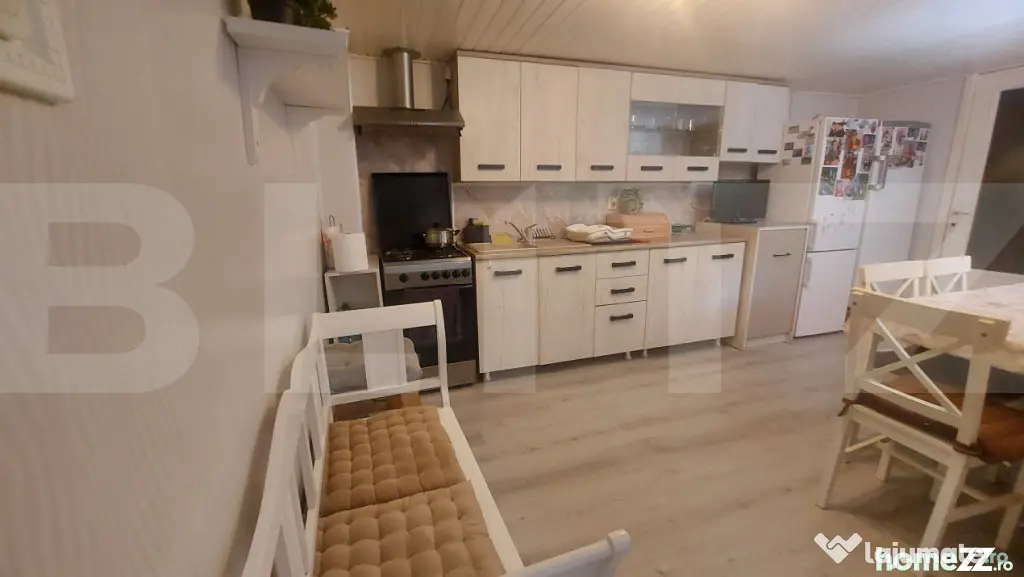 Vila cu teren intravilan, 4.400 mp, Valcele - Valcele (Covasna)