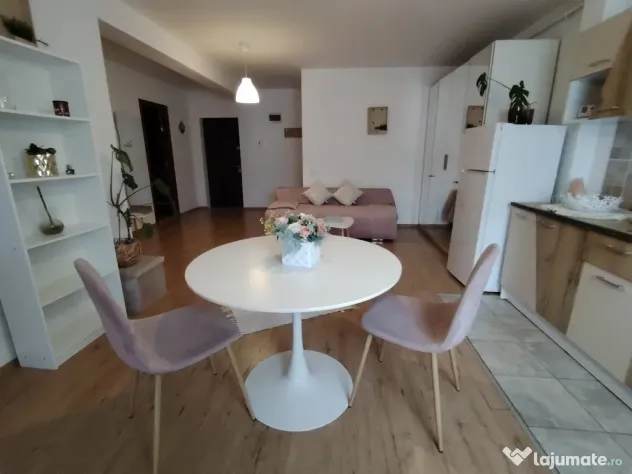 Inchiriere Apartament 2 camere semidecomandat, 52 mp, Urusagului