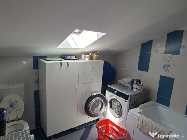 Apartament 3 camere curte