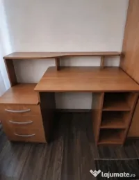 Birou pentru adolescenți