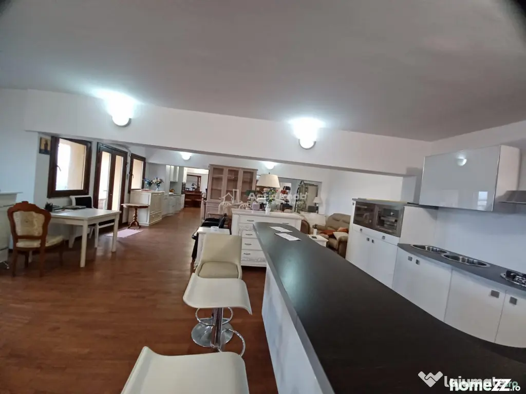 Spatiu-hala-afacere mobilier la comanda, Otopeni- Therme