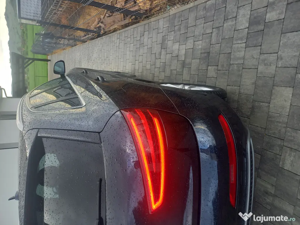 Vând Audi q3 an 2014 140 CP tracțiune fata recent înmatriculată