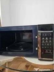 cuptor cu microunde Samsung GE83X, 23 l, 800W