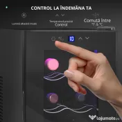 HOMCOM Cantineta Frigorifică pentru 8 Sticle de Vin, Capacitate 21L, Display Touch și Rafturi Reglabile, Negru 