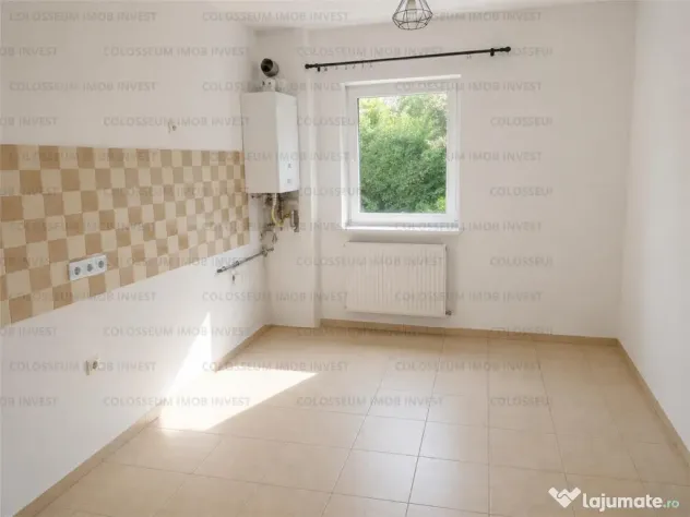Apartament 3 camere | 2 Bai | Boxa | Zona Racadau