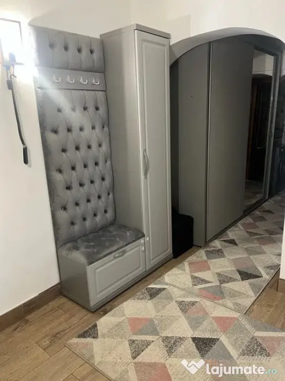 Apartament Cu 3 Camere Decomandate Zona Burdujeni