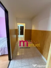 Apartament 3 camere,zona E3,etaj 2 