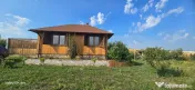 Teren in suprafata de 2400 mp cu cabanuta