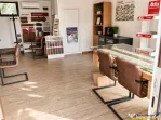 Spatiu vitrinat: Showroom panouri publicitare pergola