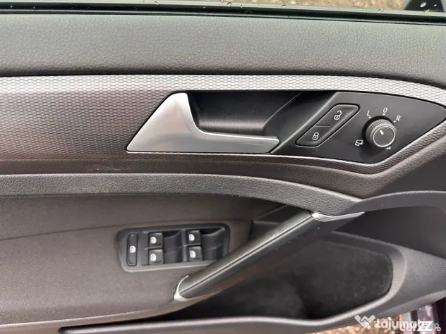 VW Golf VII LOUNGE