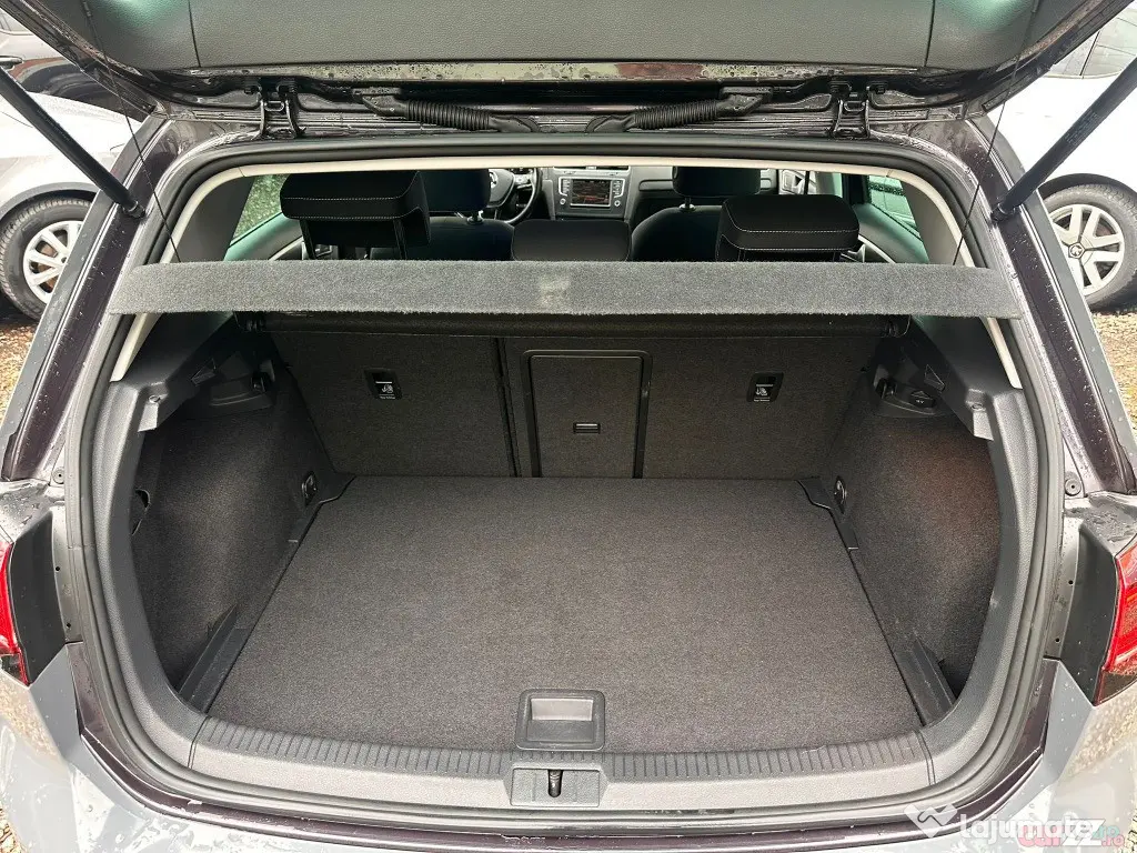 VW Golf VII LOUNGE