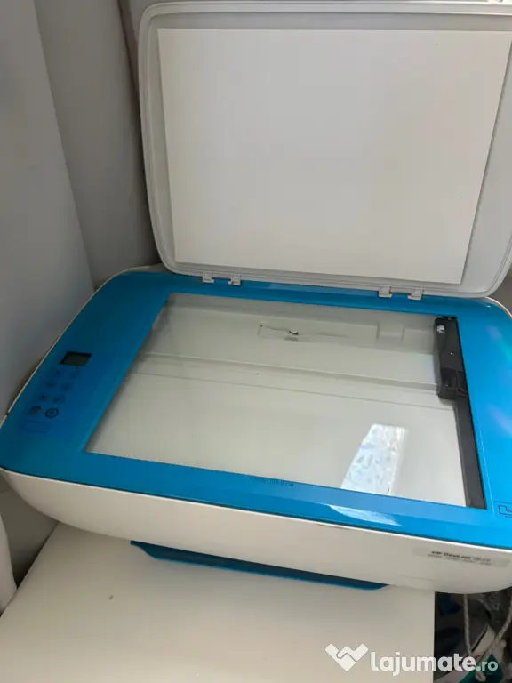 Imprimanta color HP Deskjet 3639 si scanner