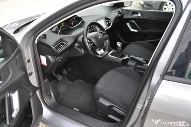 Peugeot 308 1.2i -benzin