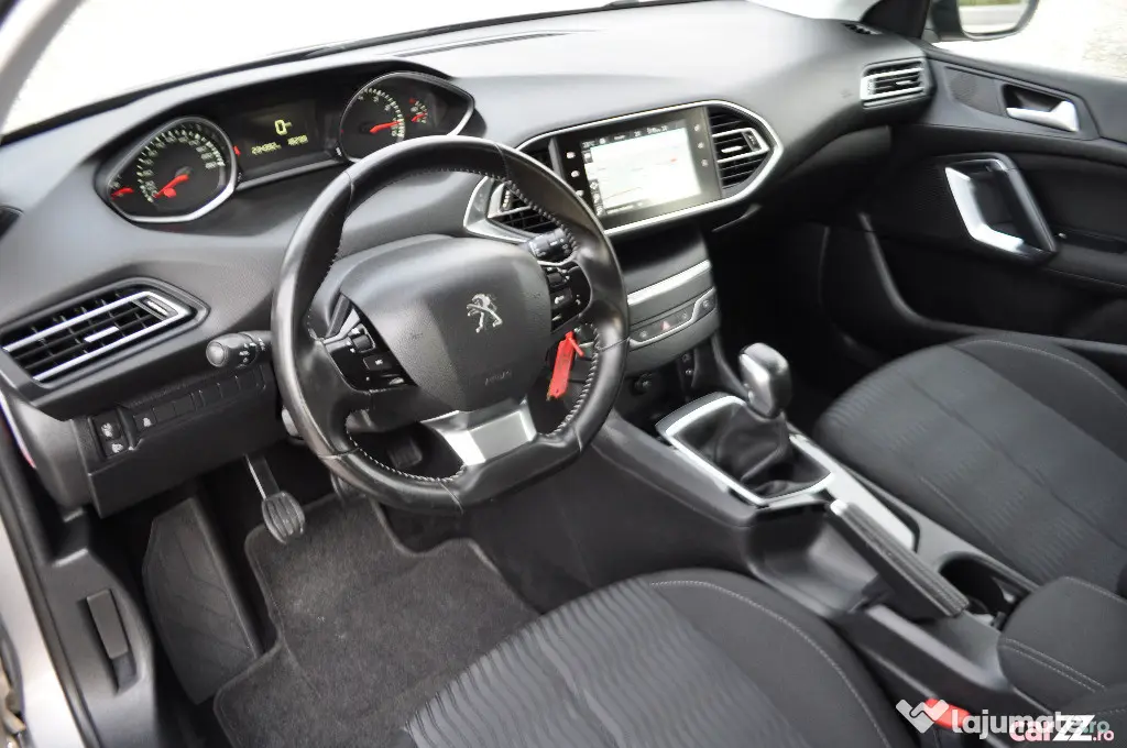 Peugeot 308 1.2i -benzin