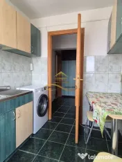 De închiriat: 2 camere decomandate, Zona McDonald's 