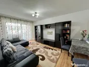 Apartament cu 2 camere, etaj 6, centrala proprie, zona Rovin 