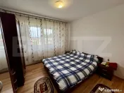 Apartament cu 2 camere, etaj 6, centrala proprie, zona Rovin 