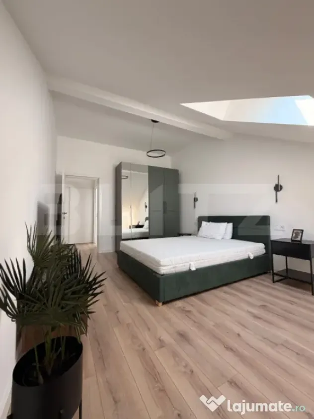 Apartament 3 camere , zona Urusagului