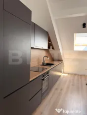 Apartament 3 camere , zona Urusagului 