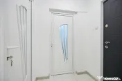 Garsonieră decomandată - Complet renovată - Parter –... 