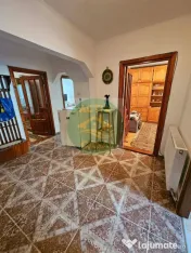 Apartament 3 camere, etaj 1 