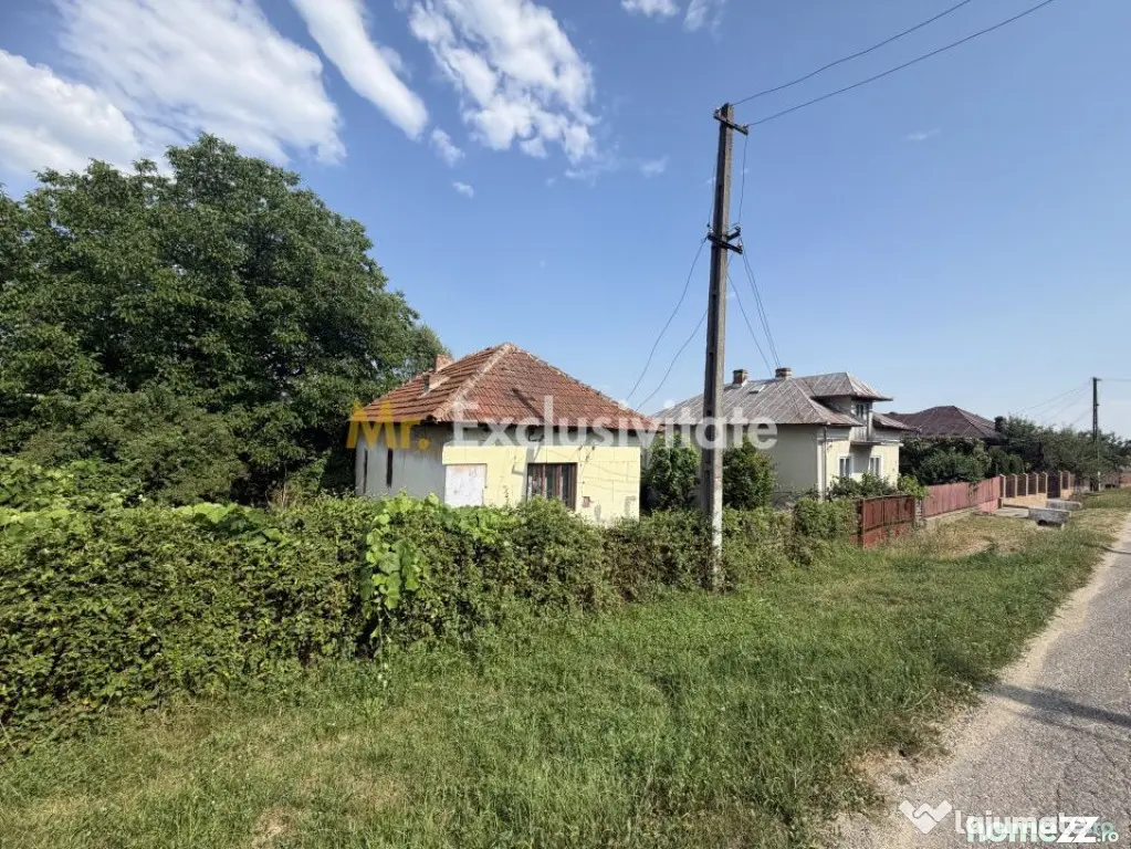 Casă bătrânească + teren 1.032 mp, Purcăreni, Argeș