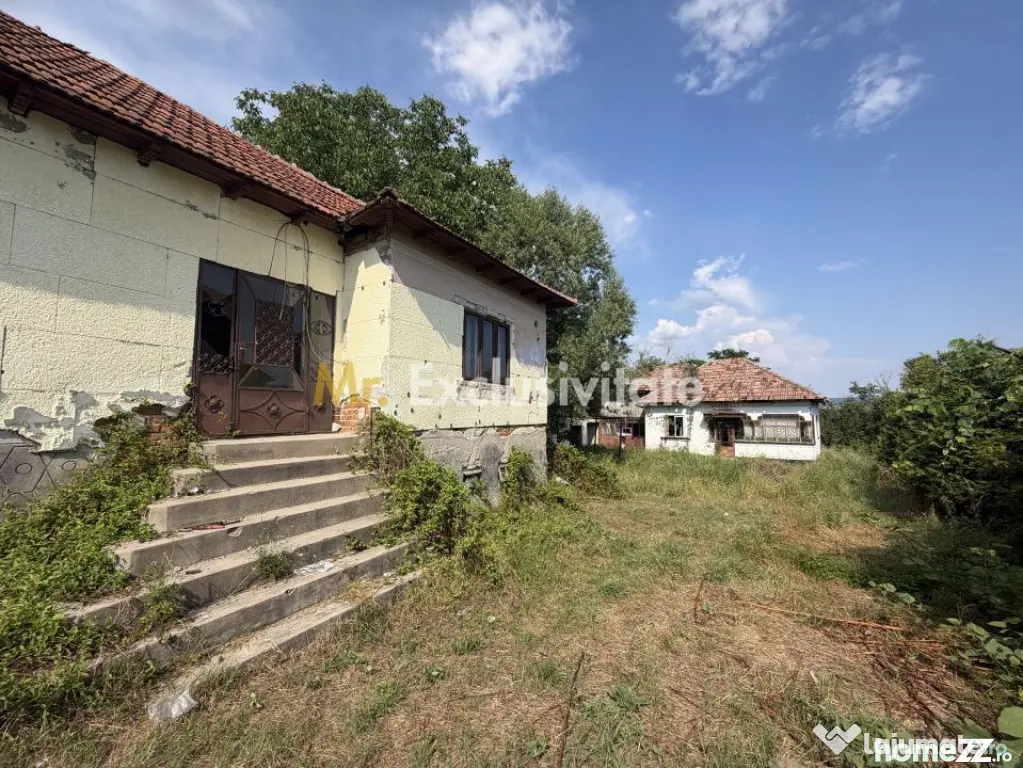 Casă bătrânească + teren 1.032 mp, Purcăreni, Argeș