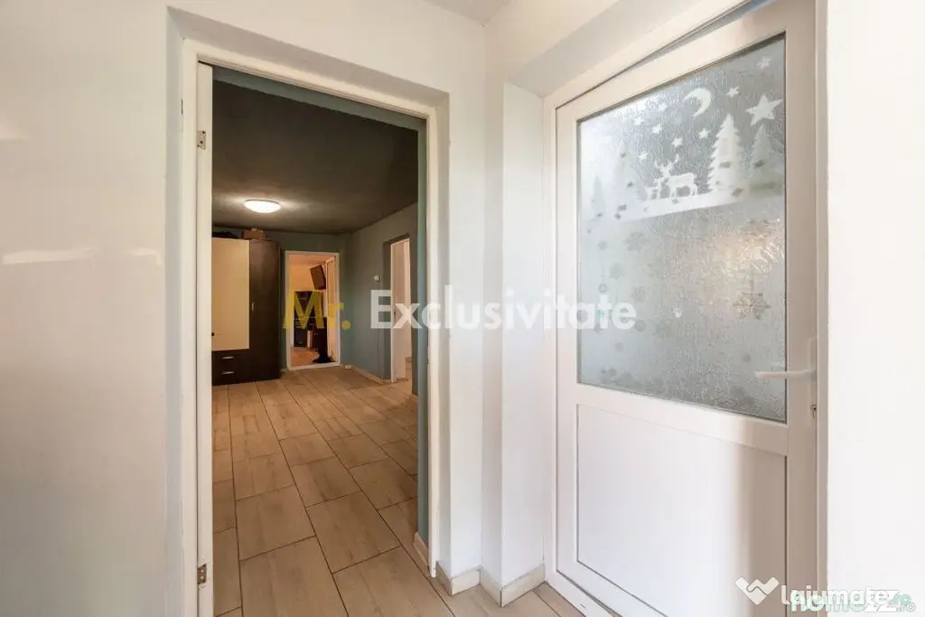 Casă renovată 2022, 3 camere, 1034 mp teren, încălzir...