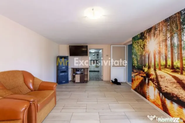 Casă renovată 2022, 3 camere, 1034 mp teren, încălzir...
