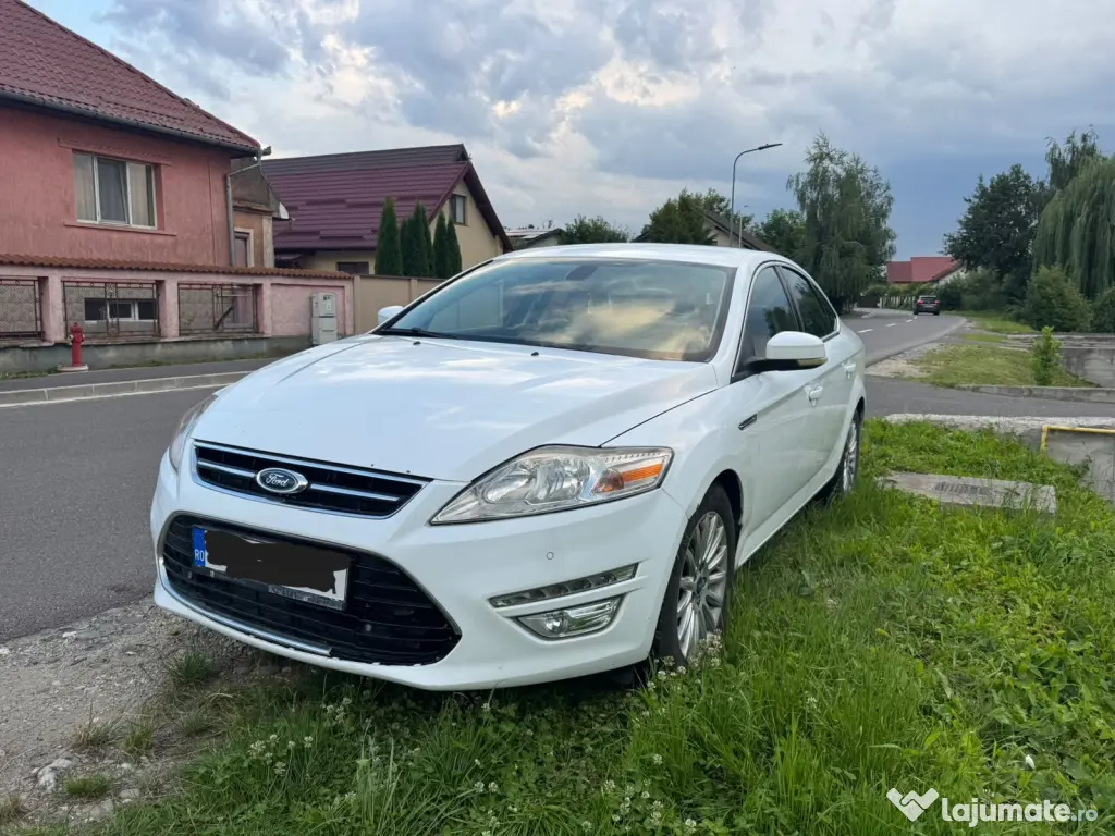 Ford Mondeo 2014 Decembrie - Filtru particule defect/înfundat