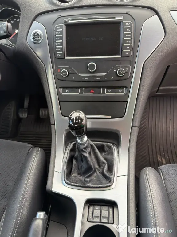 Ford Mondeo 2014 Decembrie - Filtru particule defect/înfundat