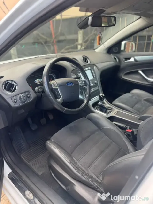 Ford Mondeo 2014 Decembrie - Filtru particule defect/înfundat