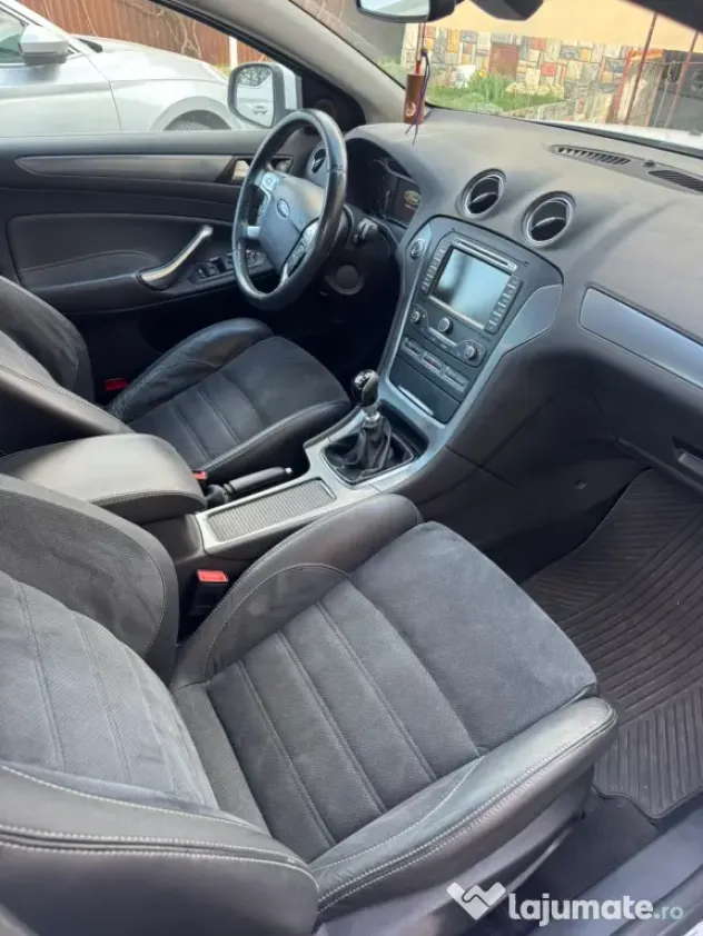 Ford Mondeo 2014 Decembrie - Filtru particule defect/înfundat