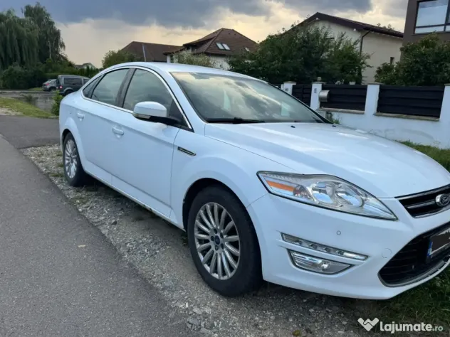 Ford Mondeo 2014 Decembrie - Filtru particule defect/înfundat