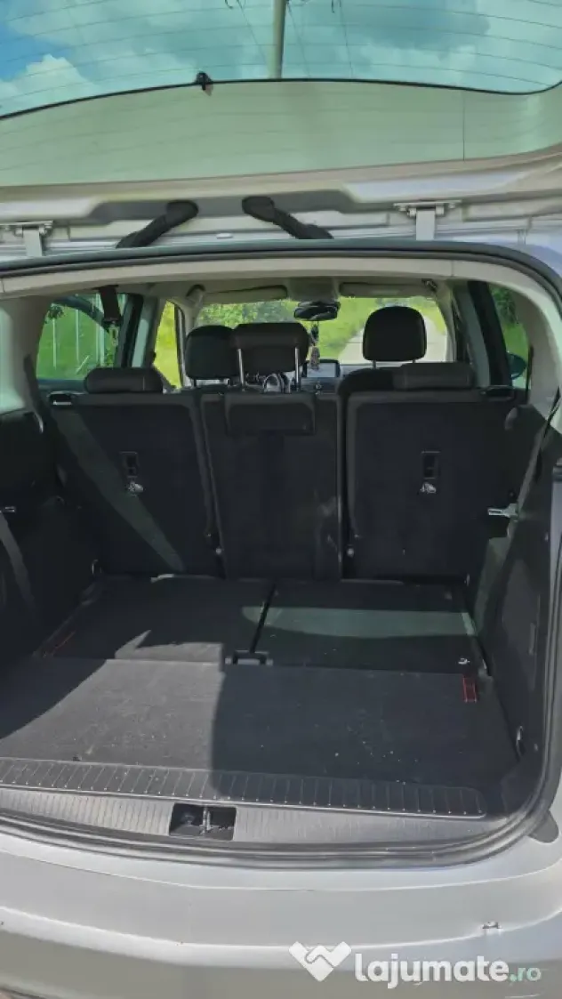 Opel zafira 2014 autoturism