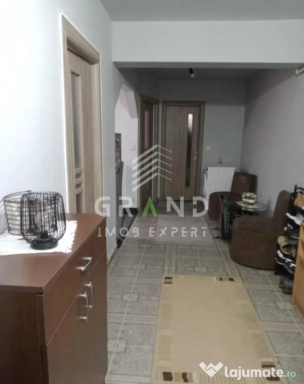 Apartament de vanzare 2 camere decomandate, Eroilor, Florest